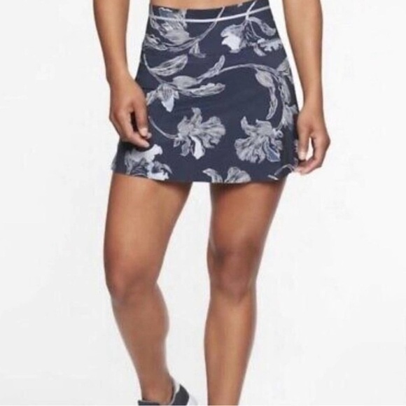 Athleta Pants - ❌5/$25❌ Athleta Sonic Floral Tennis Golf Athletic Mini Skort Navy Blue Floral M